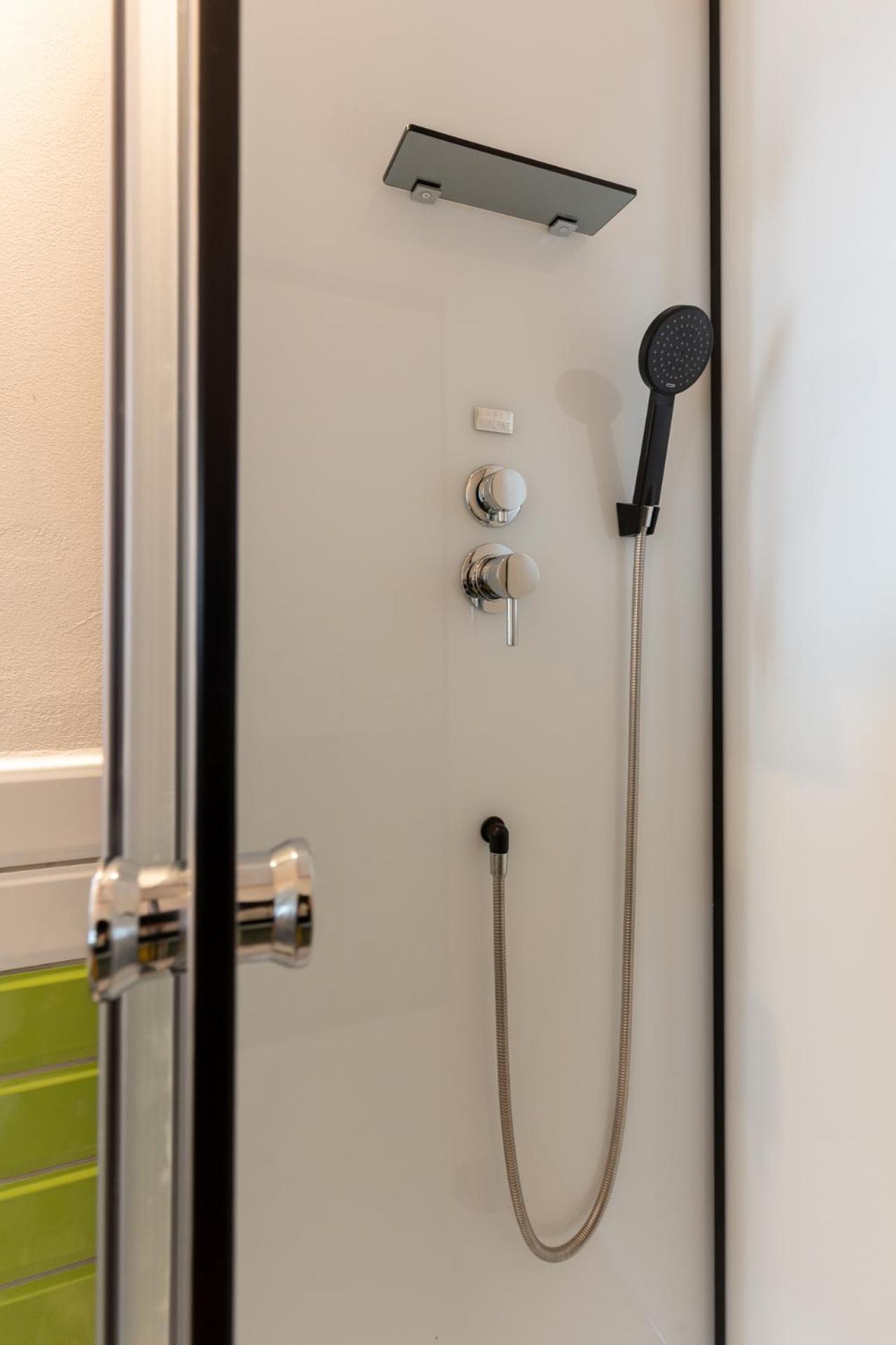 Mue Cubes Hotel Gundelfingen  Buitenkant foto